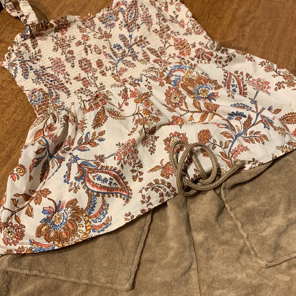 Smocked Baby Doll Tank • Peplum Ruffled Hem • Fall Colors • size Small/Medium - Picture 13 of 15